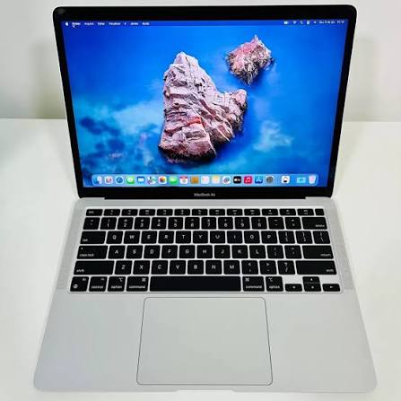 Apple MacBook Air M1 — 8 Go, SSD 256 Go